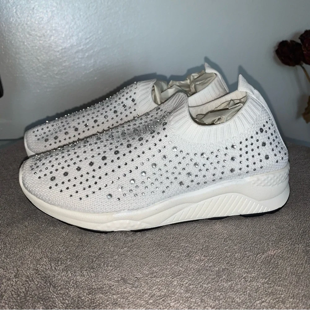 White sneakers with rhinestones 6-6.5